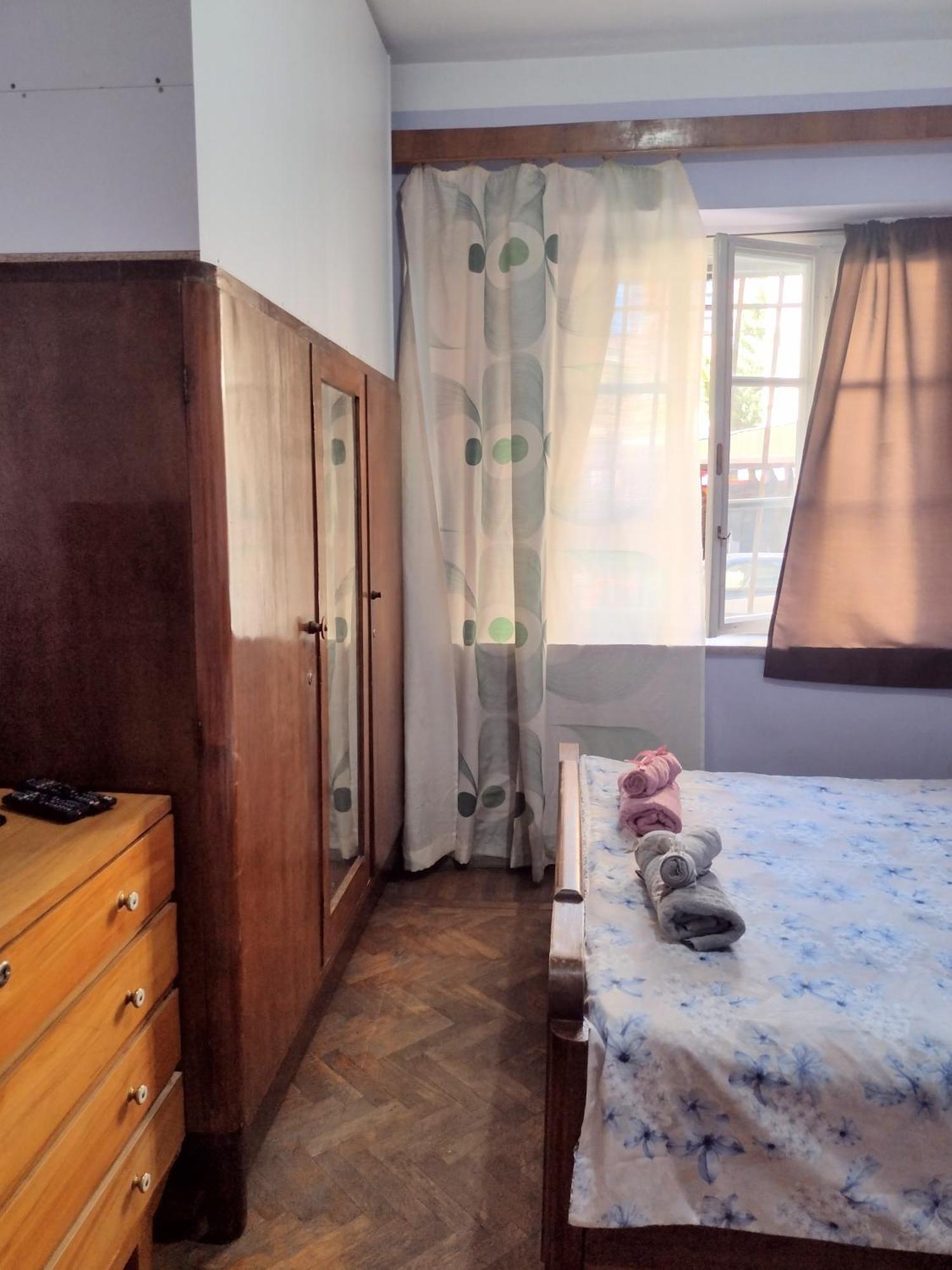 Era Echoes - Preserved Historical Apartment Tirana Exteriör bild
